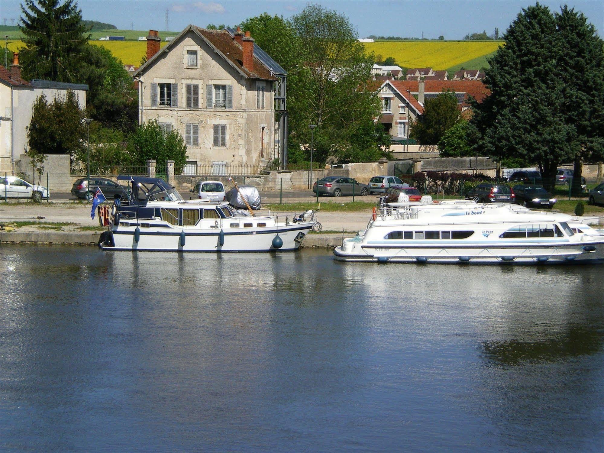 Hotel Le Maxime - Best Western Signature Collection Auxerre Exteriör bild